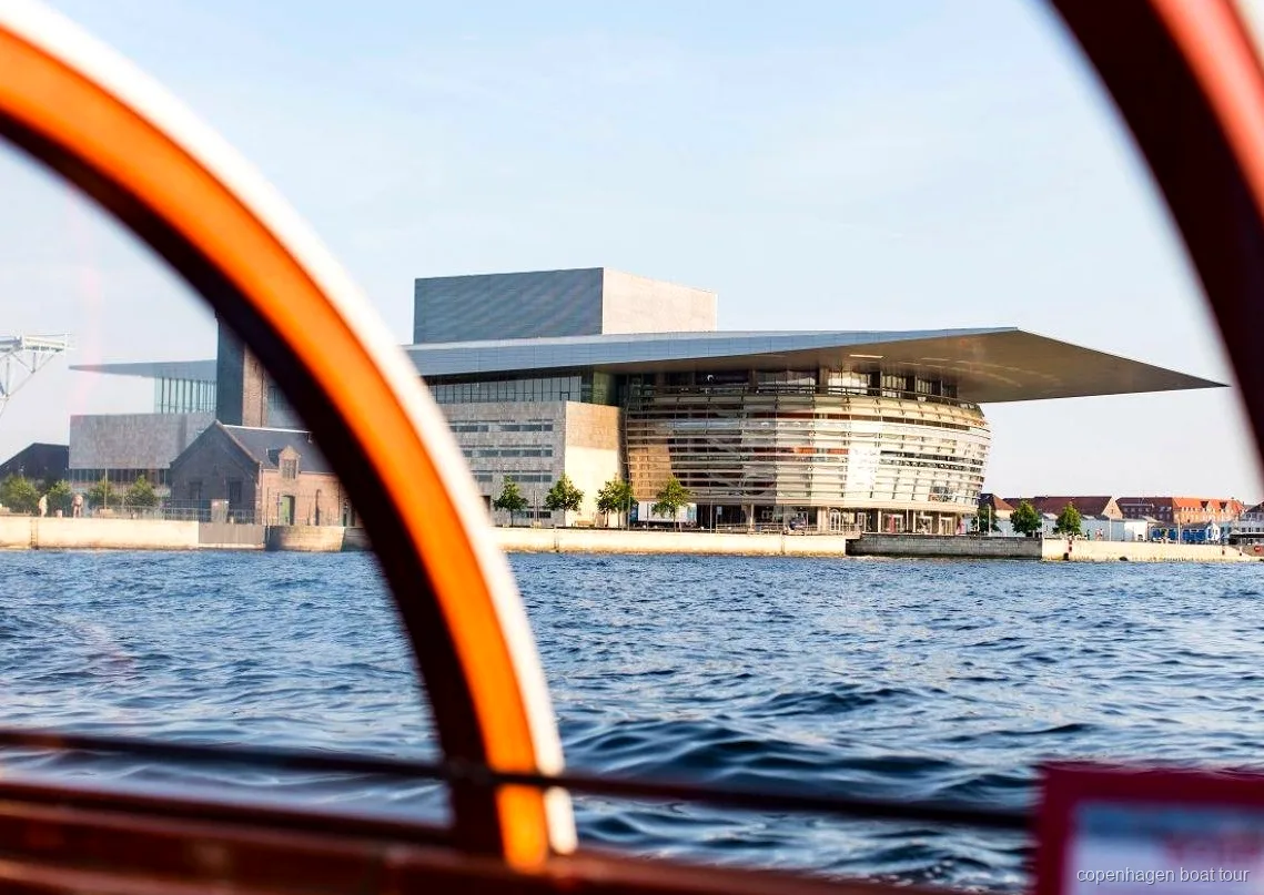 Beer and cider served on the Copenhagen canal cruise with drinks